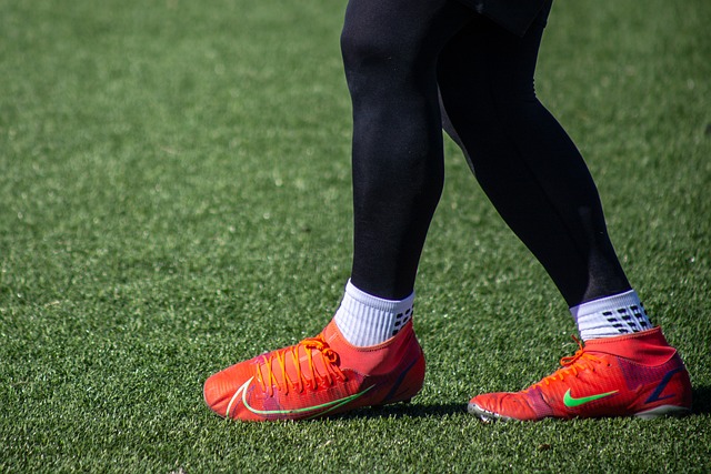 诙谐幽默且 诙谐幽默且